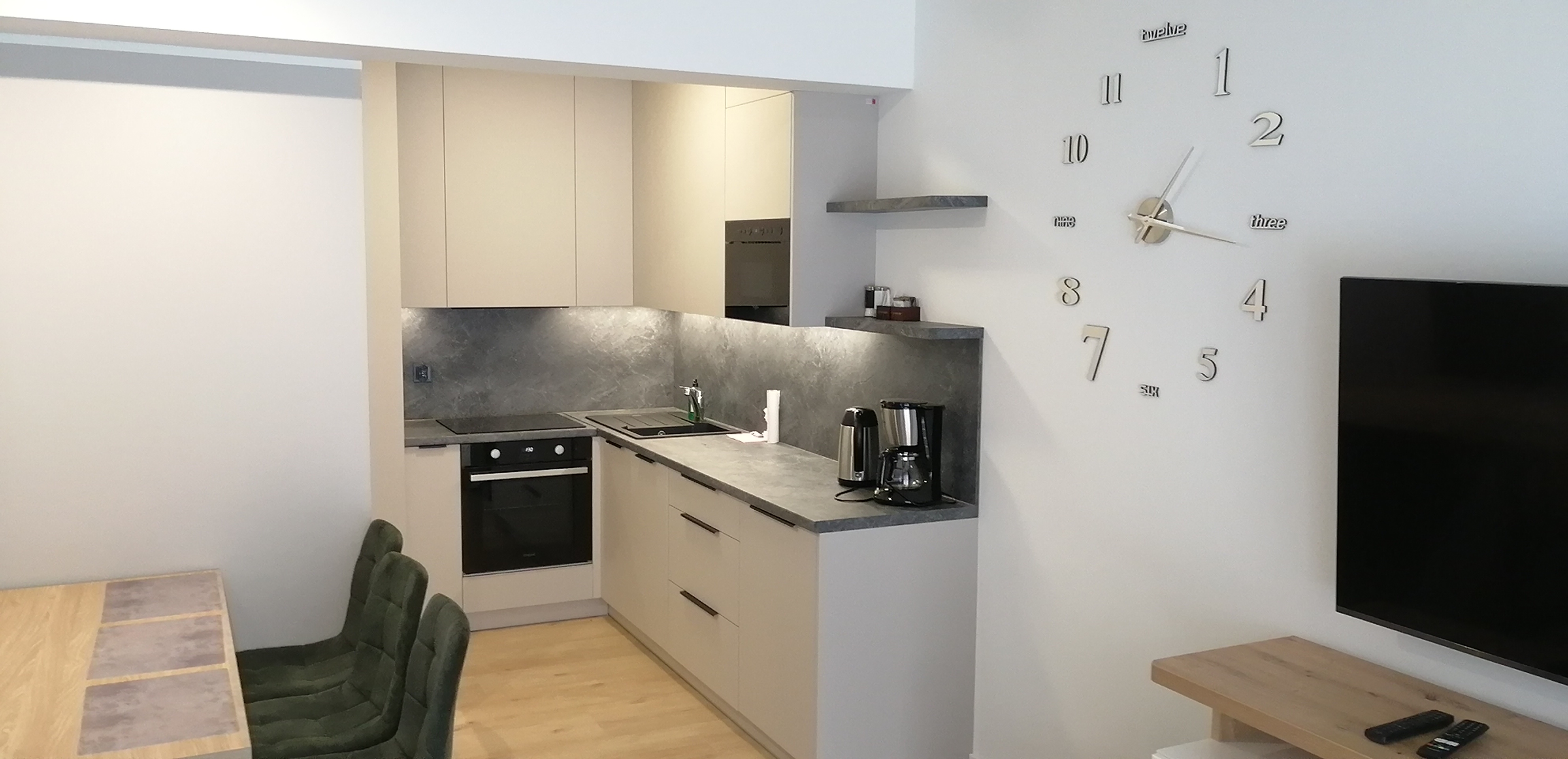 kuchnia apartament, akryl kaszmir